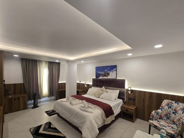 Deluxe Room 1